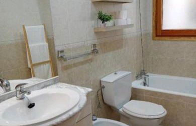 Origen Pelaire excelente limpieza y ubicacion - Photo 5