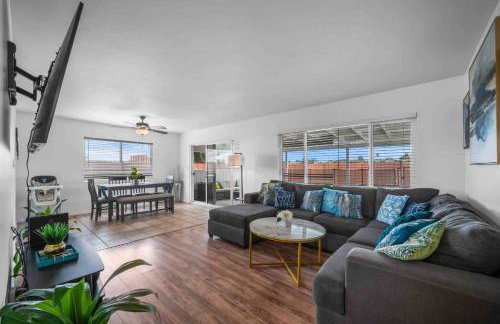 Family Retreat w/ Theater, Pool & Outdoor Dining - Foto 13