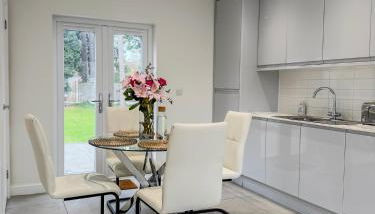 Middleton Mews- 3BR- Wollaton Park-Hospital & Uni - Foto 3