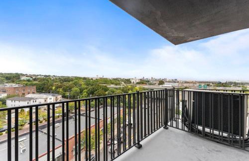 Stylish 3BR Retreat EWR MetLife NYC Access - Foto 16