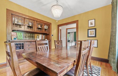 Lowry Parlour - Photo 7