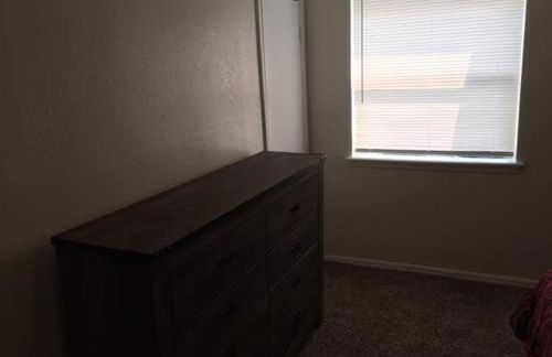 Quiet townhouse close to Fort Sill! - Foto 24