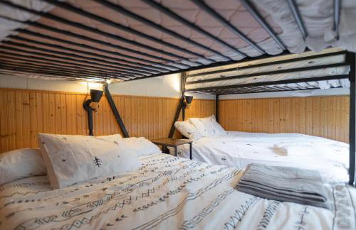 MtSnow , HotTub, Pool, Air Hockey,Ping Pong, Darts - Foto 65