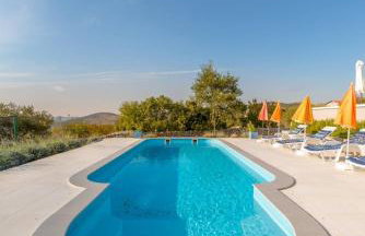 Rustic Villa Florice with a pool - Photo 10