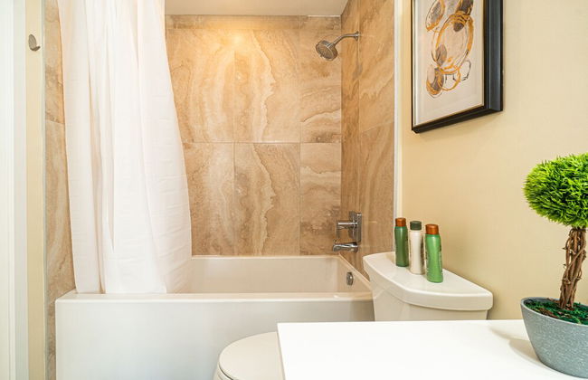 Lovely Oasis near Waterfront & Downtown - Foto 42