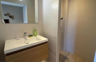 Villa design Cap dAgde piscine et plage - Foto 47