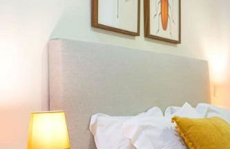 Renovated Traditional House w 3BR & Outdoor Space - Foto 7