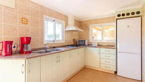 Stunning Apartment In Los Cerezos - Foto 4