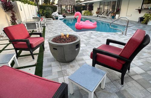 Spacious 4BR 2 5BA Family Retreat Pool Near Beach - Foto 50