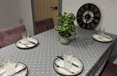 City Stay Manchester Apartment 3, centrally located near Northern Quarter - Photo 4