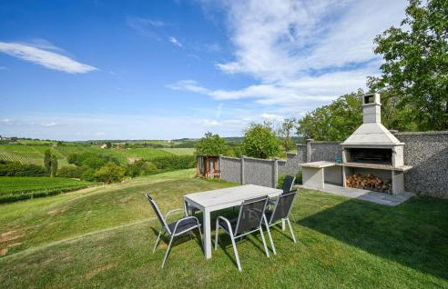 Gorgeous Home In Zelezna Gora With Wifi - Foto 2