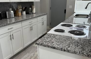 Urban Retreat 2BR Near Downtown - Foto 11