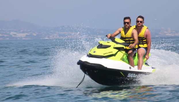 Jet Ski Hire in Puerto Banús - Foto 2