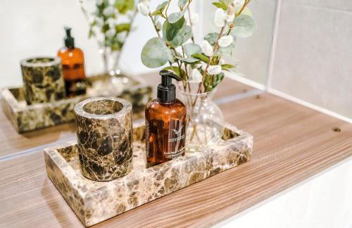 3 Bed Flat - Leeds City Centre - Free Parking - Foto 9