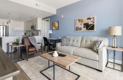 Landing Incredible 2BD Pool - Photo 1