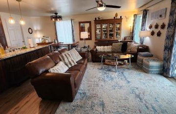 Peaceful Modern House by River & Park in Guernsey - Foto 3