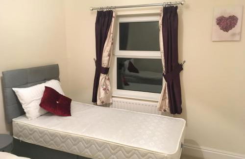 Wellington Beauty Telford - 4 long term n families sleep comfortably - Foto 3