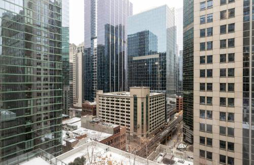 Loop 1BR w Pool Gym nr Financial District CHI-251 - Photo 6