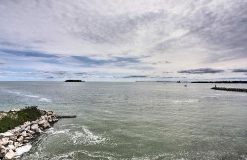 Resort-Style Condo with Lake-View Balcony! - Photo 22