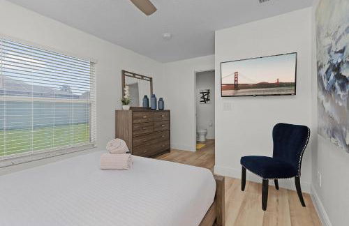 #370-Stunning 4 bed villa with south facing pool and spa with no rear neighbors - Foto 53