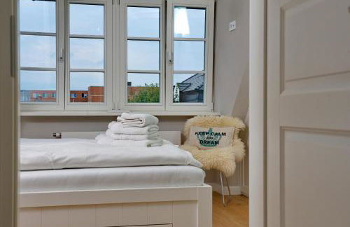 Yellow Upmarine - Foto 6