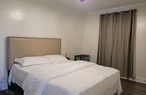 Renovated 2 Bed Walltown Home Walk to Duke! B - Foto 13