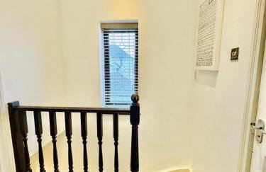 4-Bed Oasis Quiet Culde sac - Foto 14