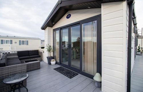 Starlings Nest at Hamilton Lodge - Photo 3