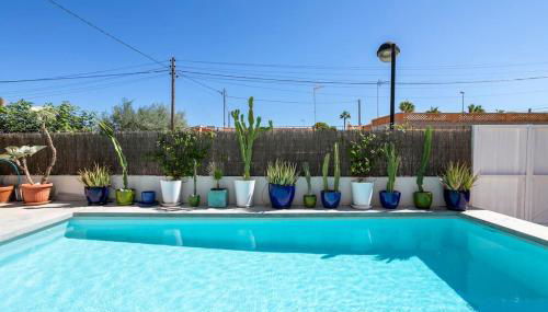 Villa Paloma with private pool, located 350m to the sea and tram station! - Photo 4