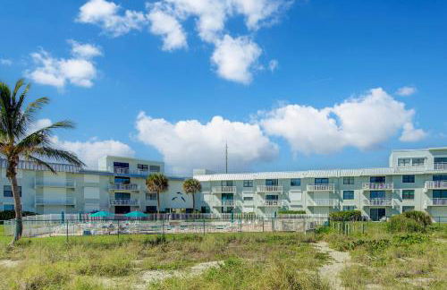 Steps to Sand Ocean-View Condo in Cocoa Beach! - Foto 27