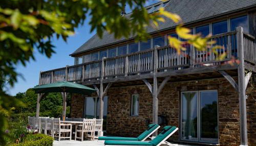 Gitcombe Retreat - Photo 1