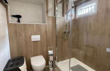 GRENOBLE SUD VARCES Suite privatisée au pied des Montagnes - Foto 40