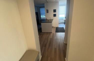 Trier-Ferienwohnung mit 2 Schlafzimmern, 2 Bäder, moderne Küche, 2 Badezimmer, Laube- zentral in Trier - Foto 8