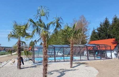 Totutaj Wejsuny - klimatyczne domki z basenem - Foto 1