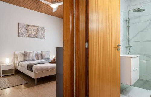 Marina View Apartment - Pool & stunning ocean view - Photo 18