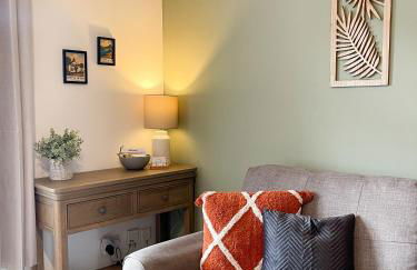 Borders Retreat, Cosy 1 Bed Flat - 3miles from M6 Jct45 - near A75, Gretna & Carlisle - Photo 9