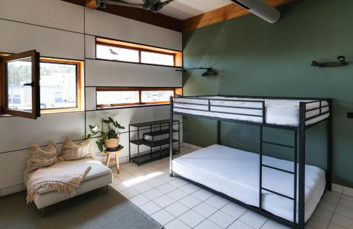 Die Badeanstalt I Loft Nürnberg I 5 Minuten zu Fuß zum kostenlosen Naturbad I Messenähe I Waldnähe - Foto 24