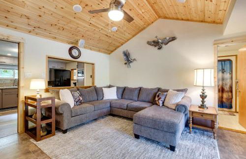 Lakefront College Station Home Near Texas A and M! - Foto 3