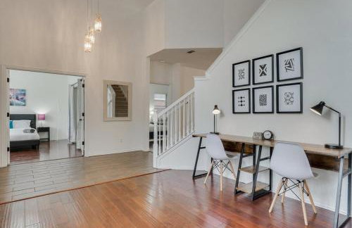 Spacious 6BR Pool Hot Tub & Game Room - Foto 55