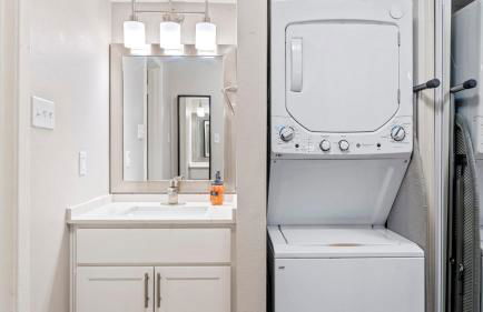 Cozy Efficiency Studios Close to Downtown and Domain - Foto 5