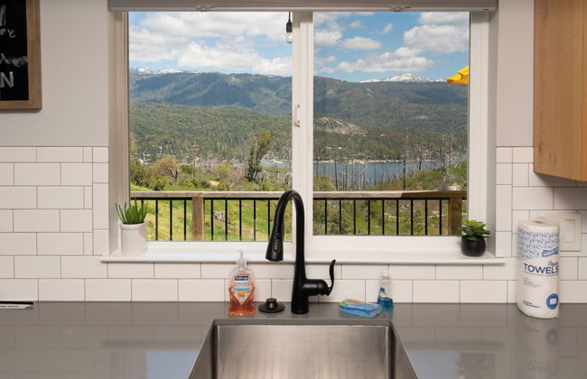 Modern 2bd Cabin With Stunning Views of Bass Lake - Foto 41