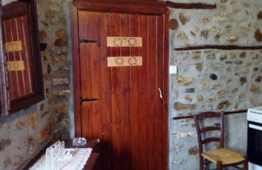 Traditional House "Elisavet" - Photo 10