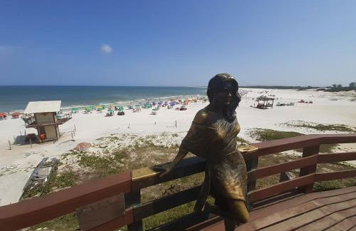 Belíssimo Apto à Beira Mar - Foto 50