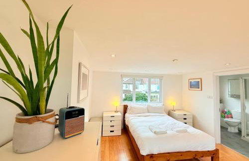 Redland's Fun & Colourful Artistic House - Foto 6