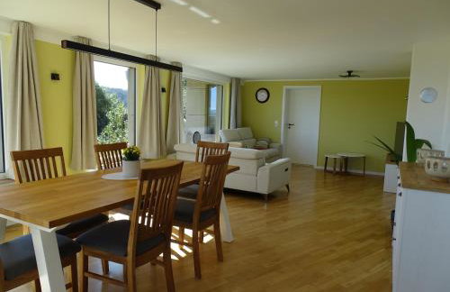 Ferienhaus Eifelgruß, in schöner Waldrandlage und tollem Naturgarten - Foto 12