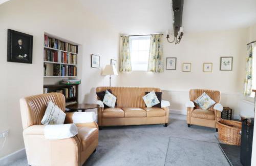 Glebe House - Photo 6