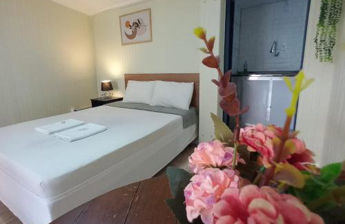 Suíte Aconchegante em Hospedaria no Centro - Photo 5