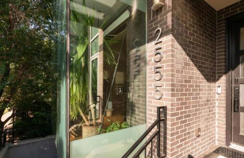 ChampaHouse- Easy access to Rino/Ballpark/Downtown - Foto 65