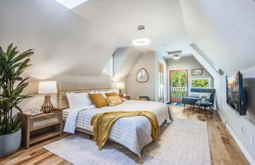 Hillside Cottaga- Private pond, hot tub, game room, by ONP - Foto 37