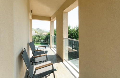 Luxury Villa With Heated Pool, Terrace, and Outdoor Amenities for Relaxation - Foto 72